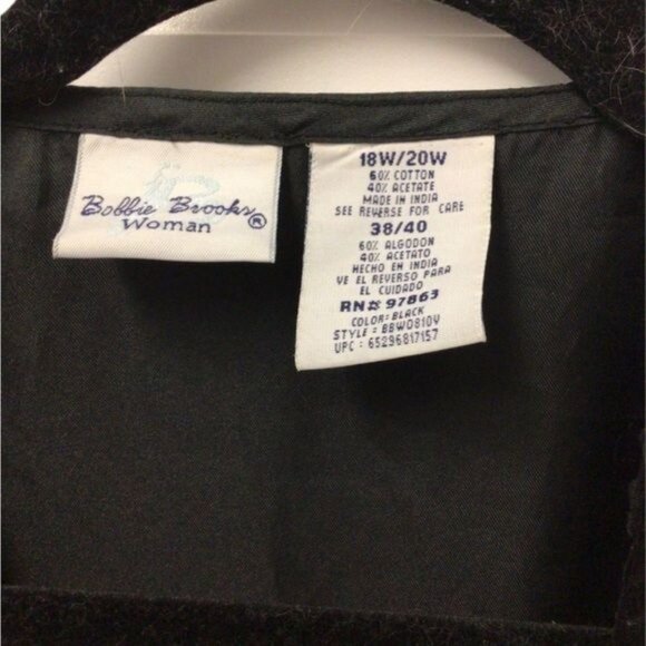 Bobbie Brooks Woman Vintage Velour Christmas Vest, Black, size 18W/20W - Picture 6 of 6